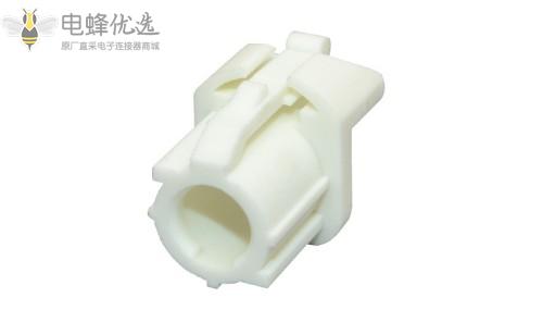 HSD/LVDS/4P/6P孔针短体90度弯头音频视频传输线束汽车连接器插头