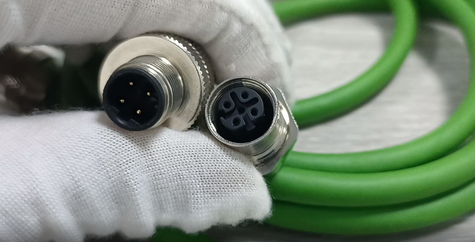 M12D芯4芯全金属带屏蔽以太网连接线束&前锁板插座